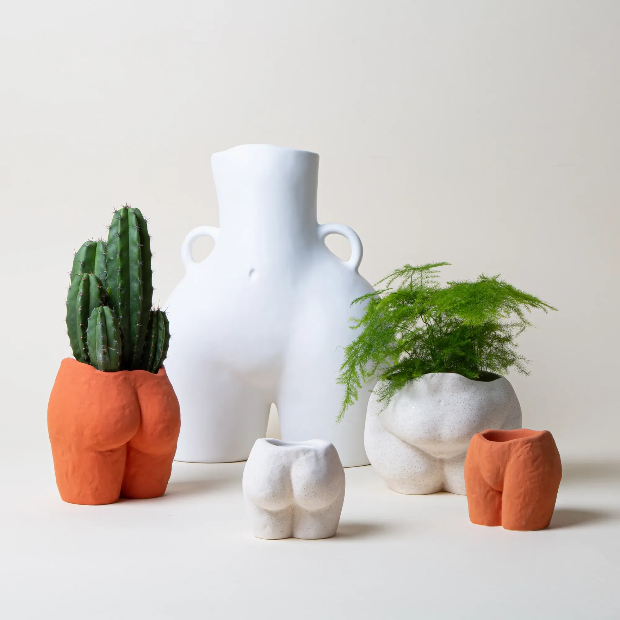 Anissa Kermiche Love Handles Vase (White) Online